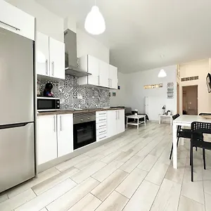 Luna En Centro, 1 Min De La Playa, Cocina Completa Y Wifi Apartamento